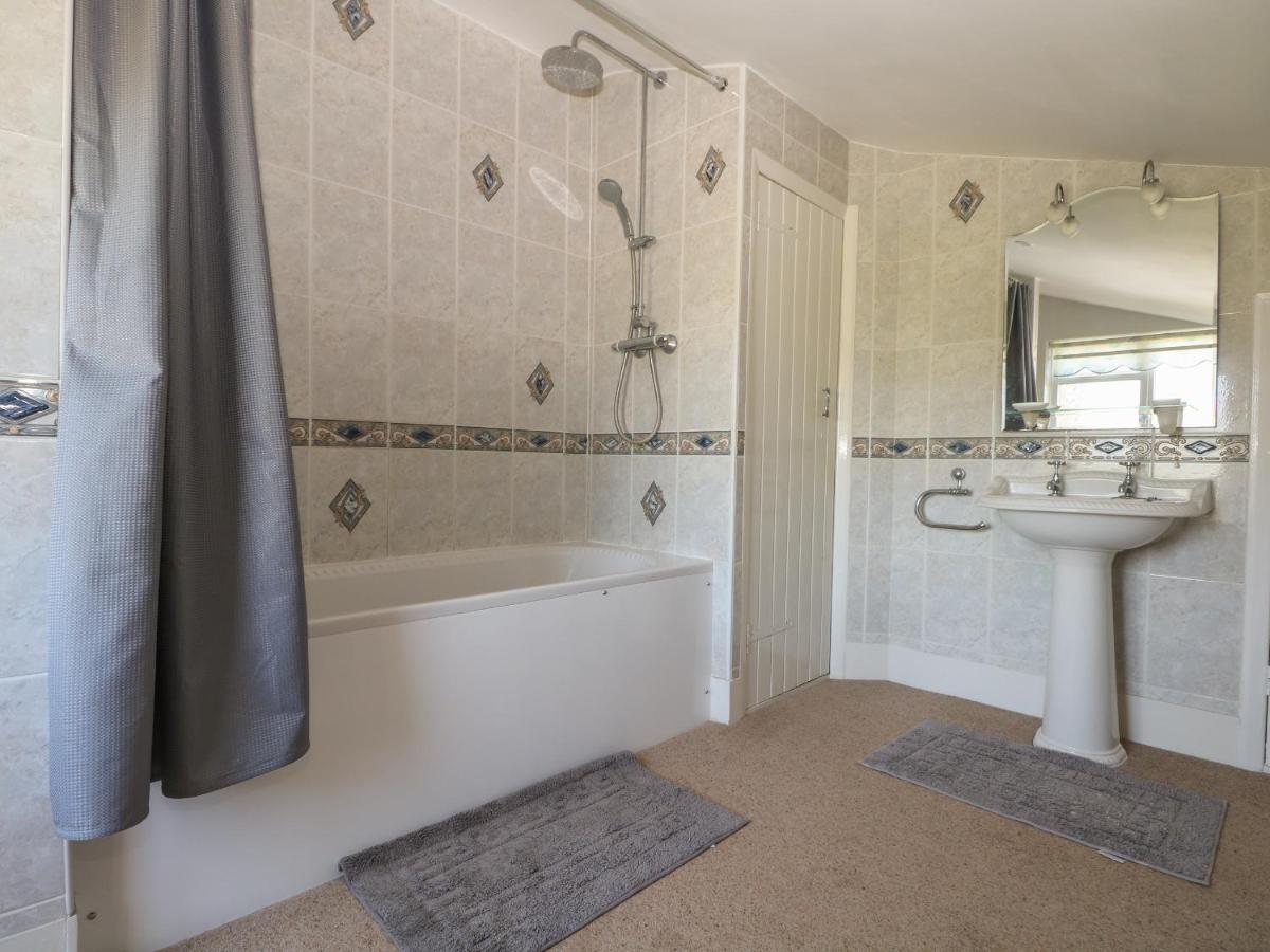 1 Paythorne Farm Cottages Henfield Екстер'єр фото